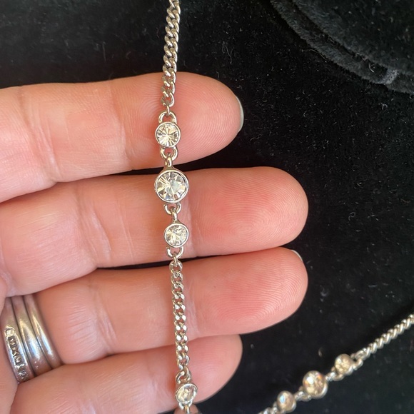 GIVENCHY PEARL AND RHINESTONE Vintage NECKLACE - Picture 10 of 11